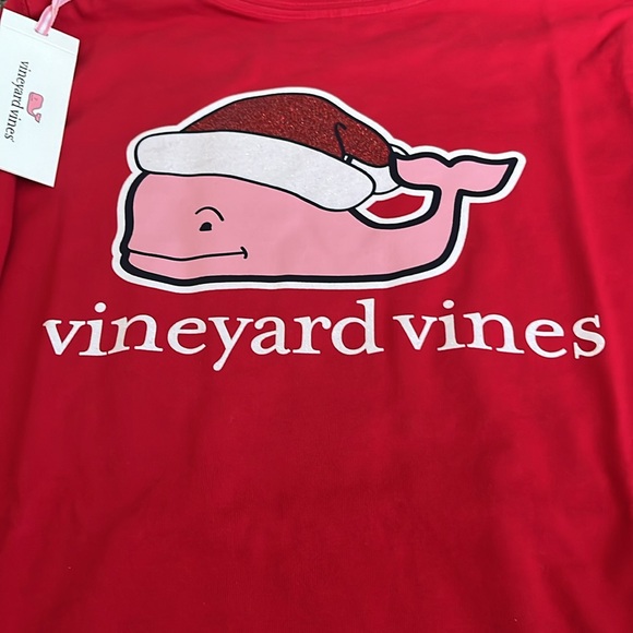 Vineyard Vines red Santa whale!  Hat is glitter! New. - Picture 2 of 10